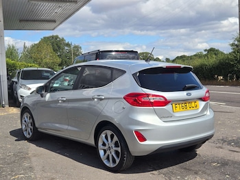 Used Ford Fiesta 2018 for sale - 79375660: Photo