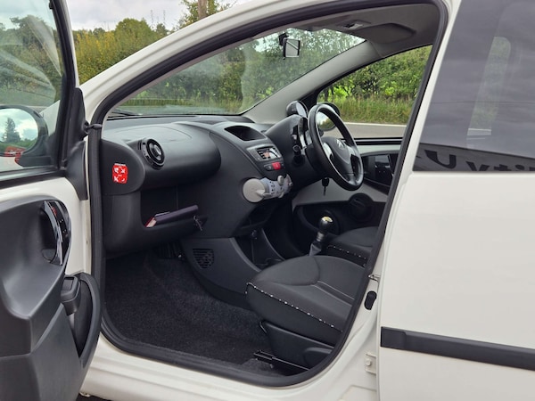 Used Citroen C1 2014 for sale - 76237437: Photo 27