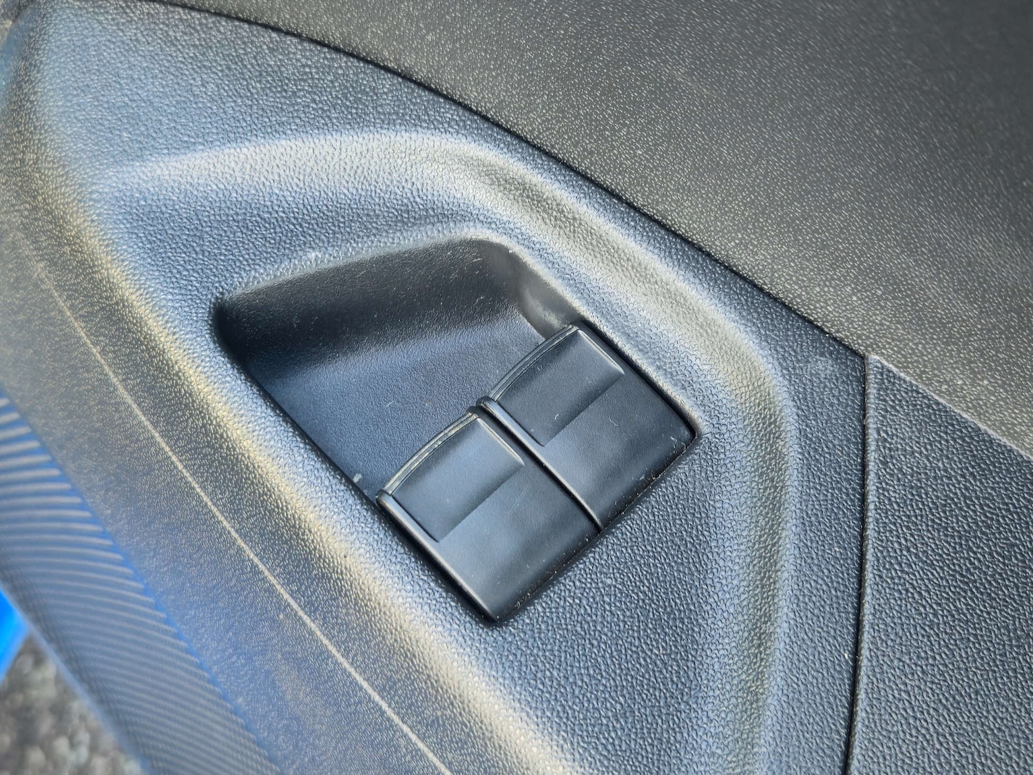 Used Peugeot 108 2015 for sale - 77228423: Photo 35