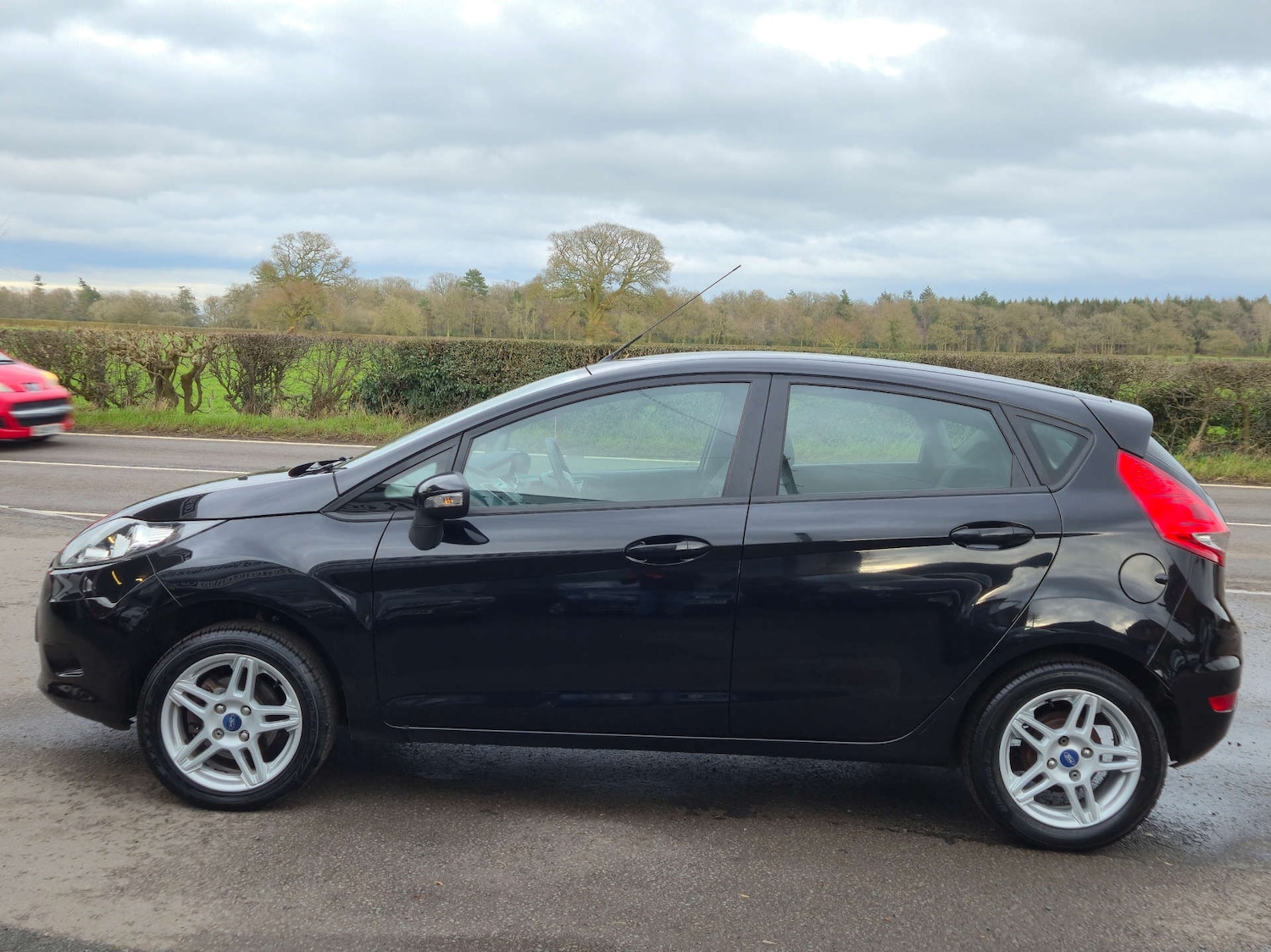 Used Ford Fiesta 2012 for sale - 77498249: Photo 3