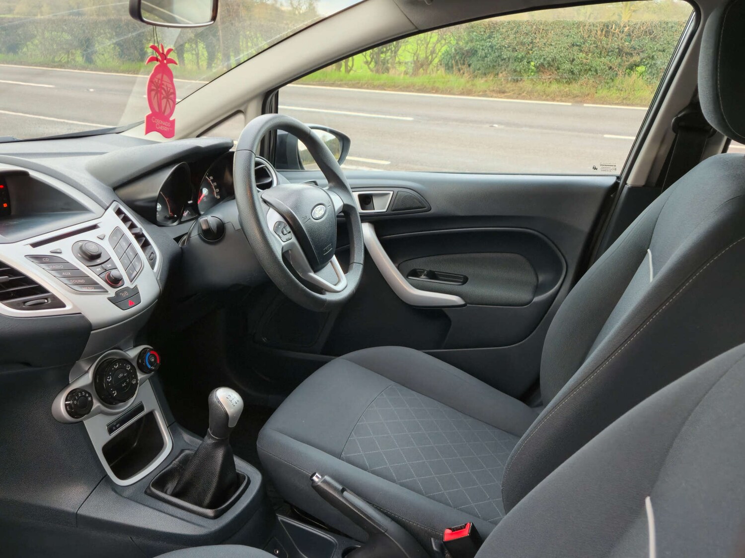 Used Ford Fiesta 2012 for sale - 77498249: Photo 30