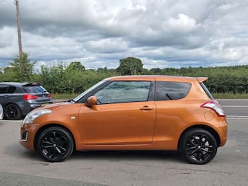 Used Suzuki Swift 2017 for sale - 79801992: Photo