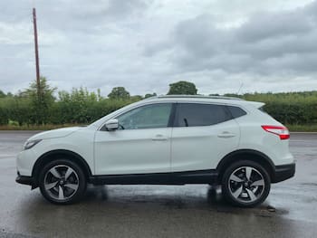 Used Nissan Qashqai 2016 for sale - 79828201: Photo