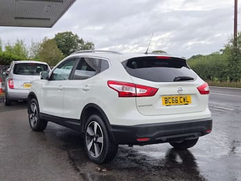 Used Nissan Qashqai 2016 for sale - 79828201: Photo