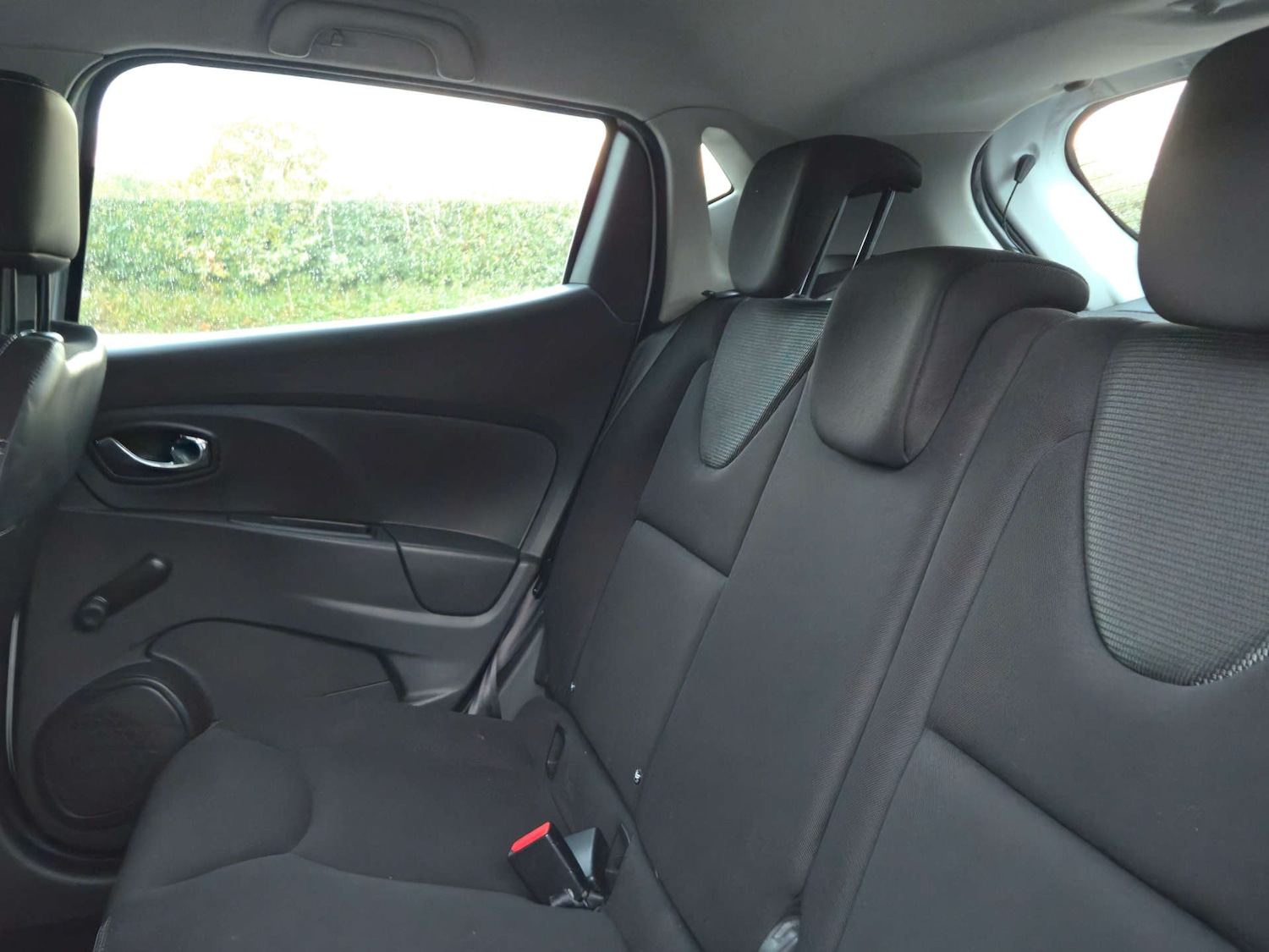 Used Renault Clio 2014 for sale - 76621493: Photo 23