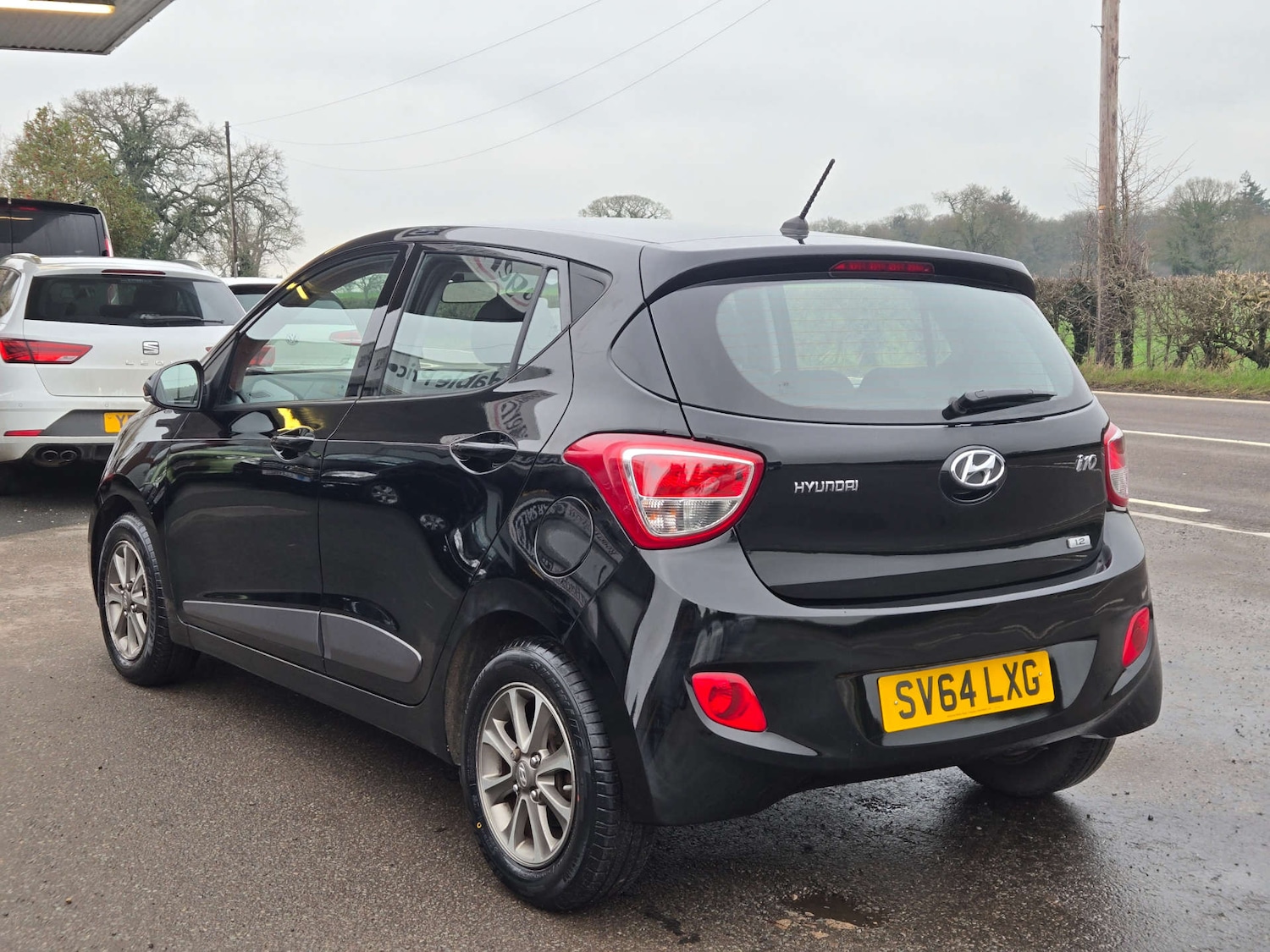Used Hyundai i10 2014 for sale - 77610612: Photo 4