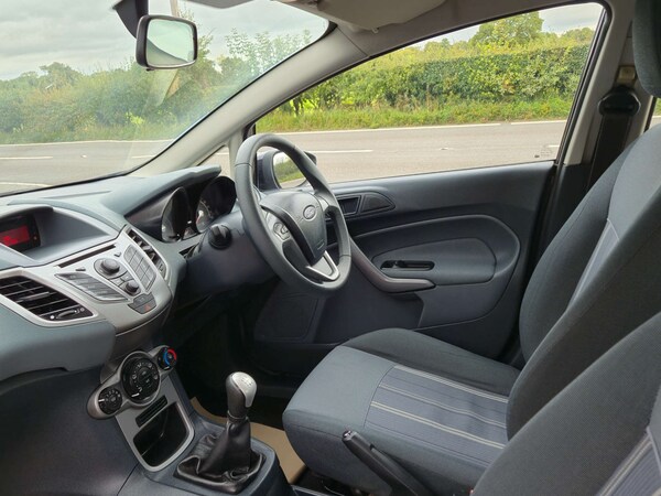Used Ford Fiesta 2009 for sale - 76202272: Photo 28