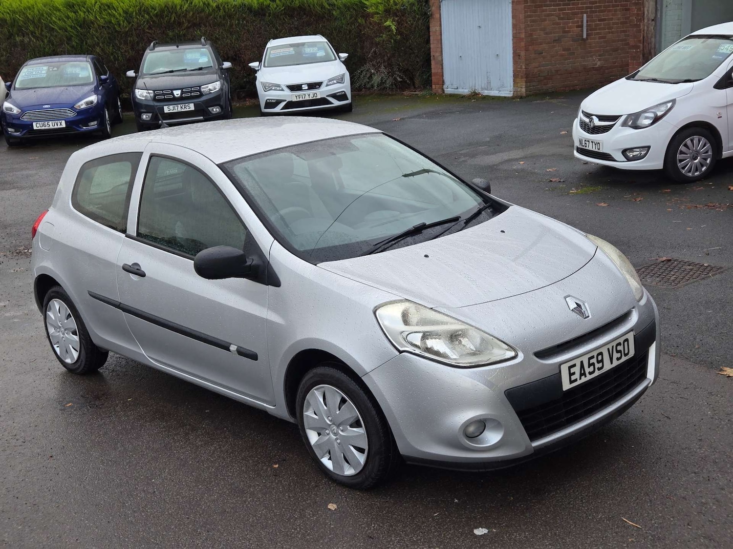Used Renault Clio 2009 for sale - 76681896: Photo 16