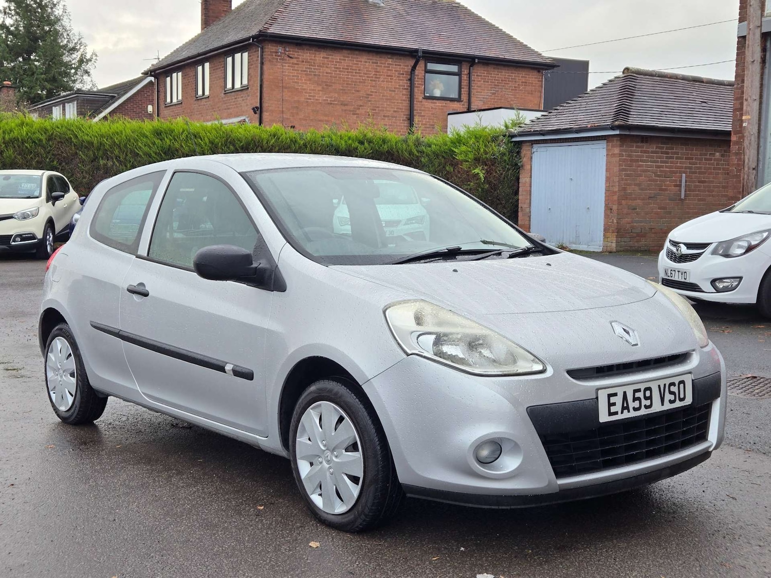 Used Renault Clio 2009 for sale - 76681896: Photo 9