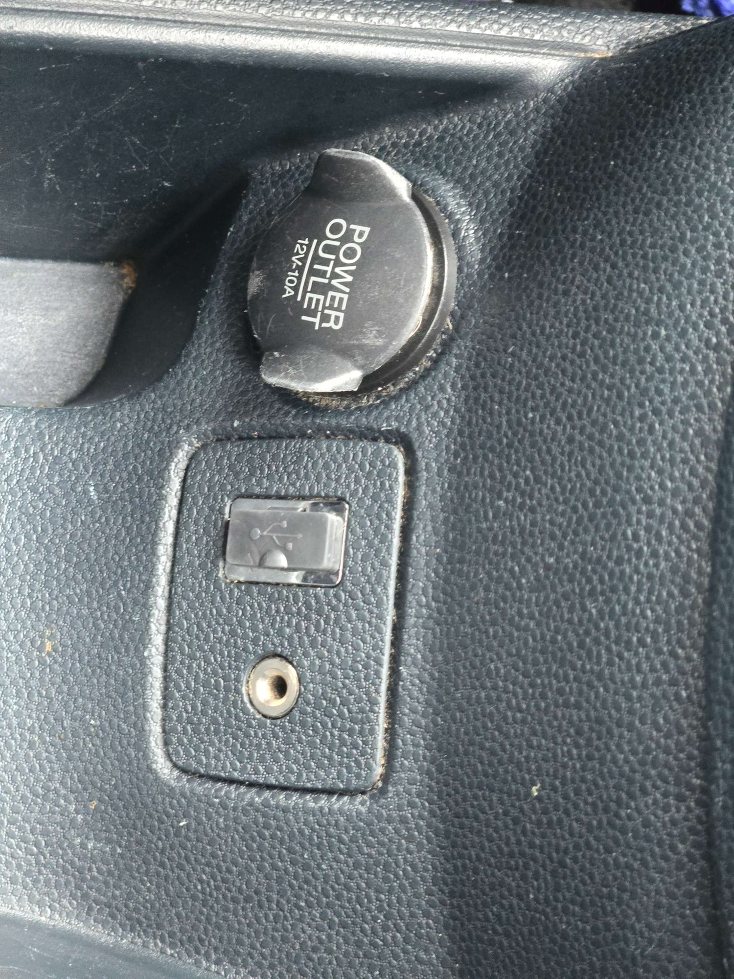 Used Ford Fiesta 2011 for sale - 76829819: Photo 15