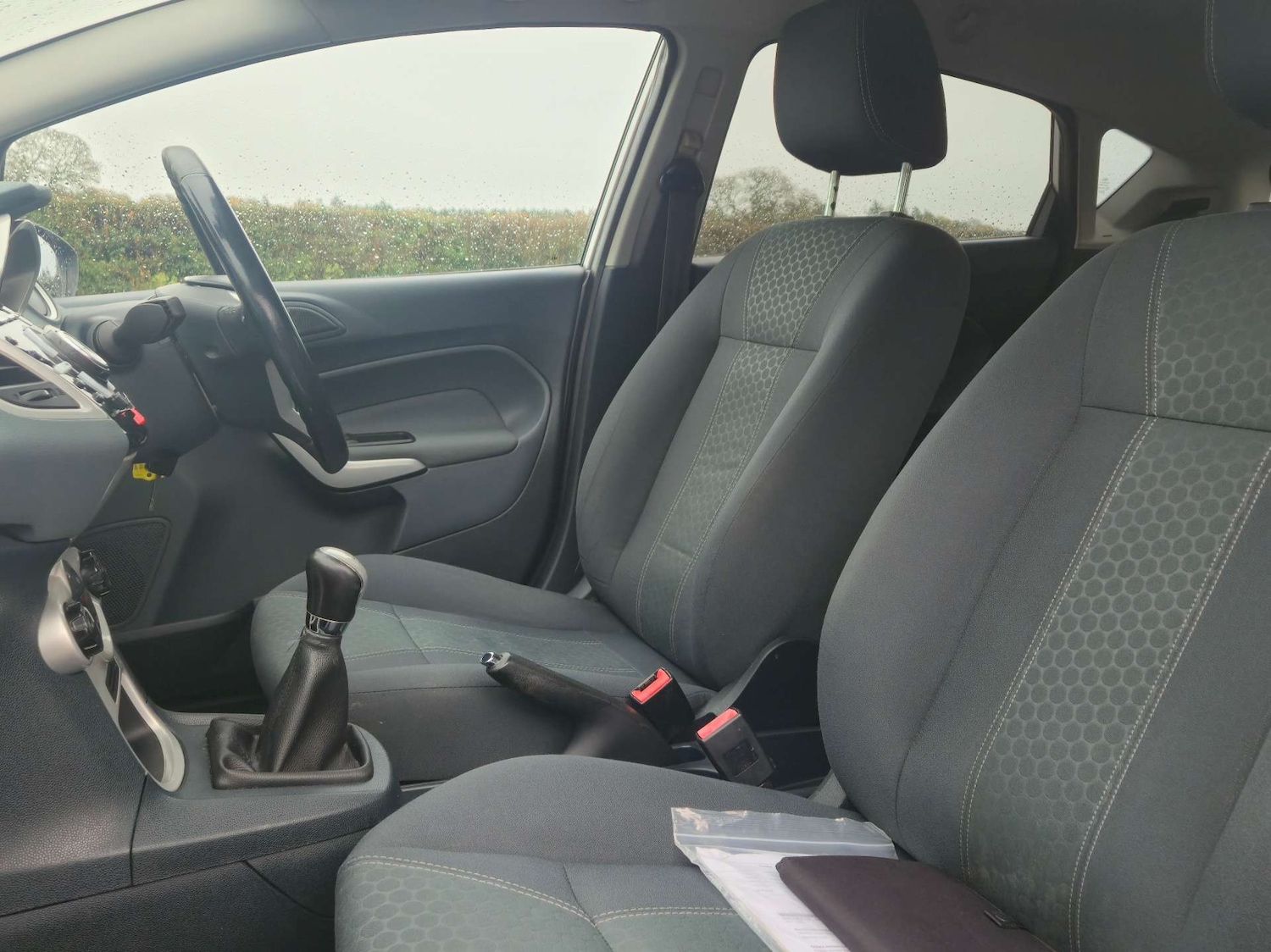 Used Ford Fiesta 2011 for sale - 76829819: Photo 28