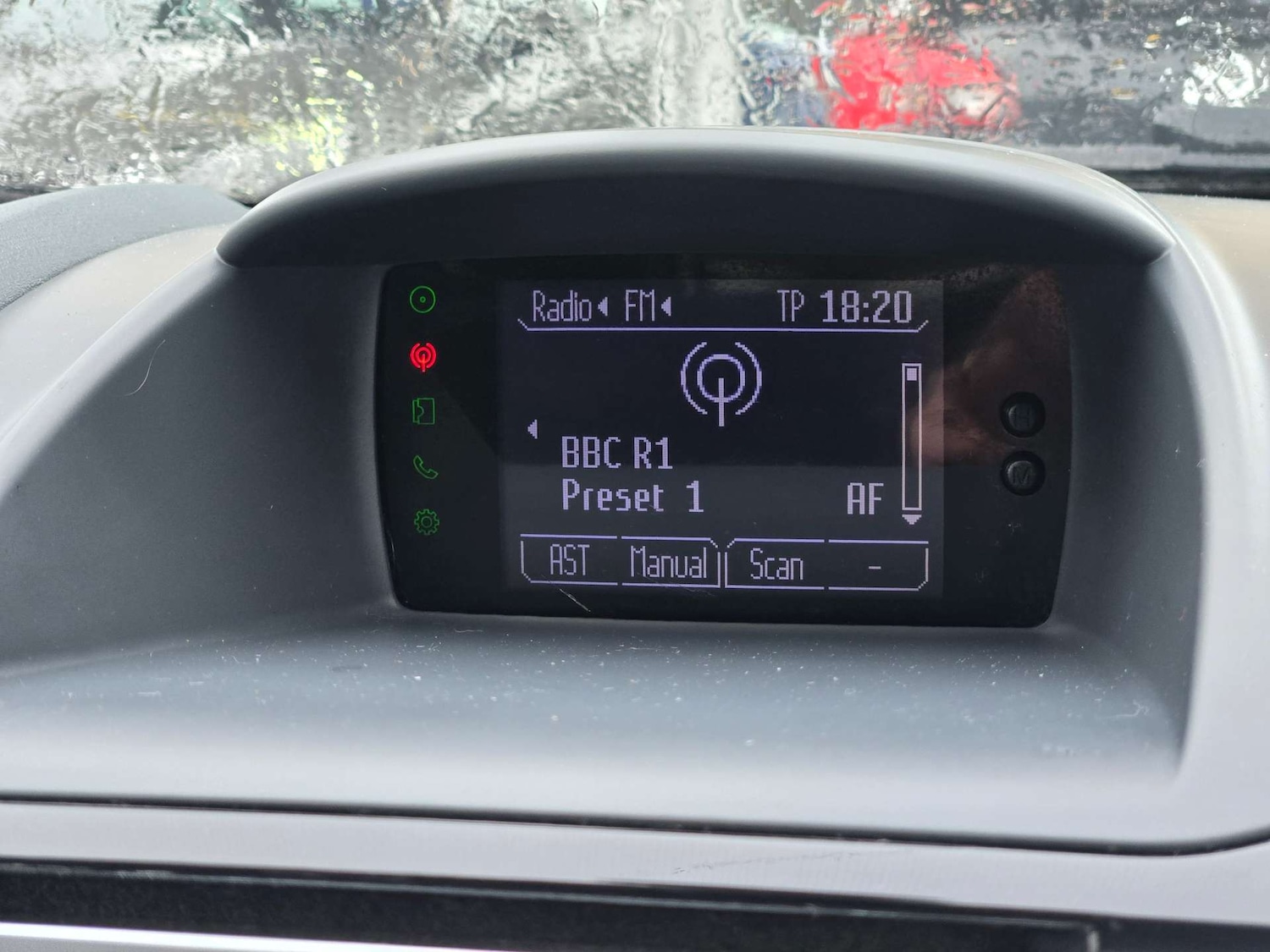 Used Ford Fiesta 2011 for sale - 76829819: Photo 30