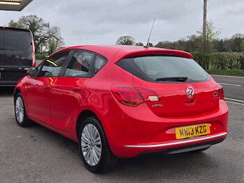 Used Vauxhall Astra 2013 for sale - 78122036: Photo