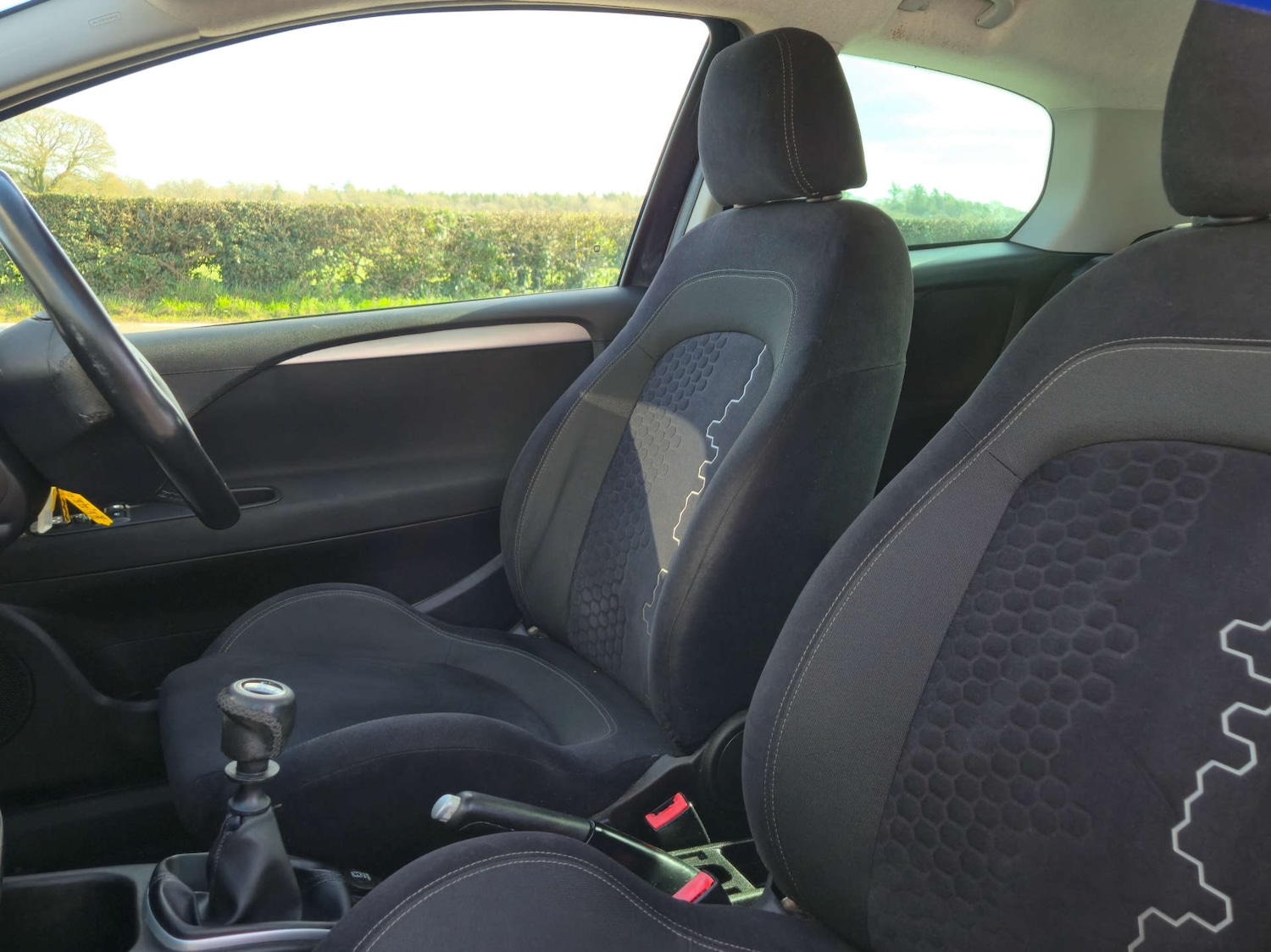 Used Fiat Punto 2014 for sale - 77836361: Photo 32