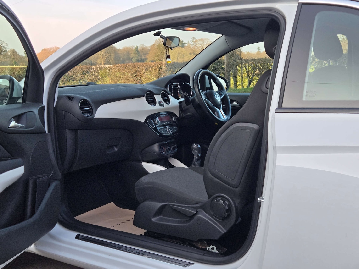 Used Vauxhall ADAM 2014 for sale - 77978800: Photo 22