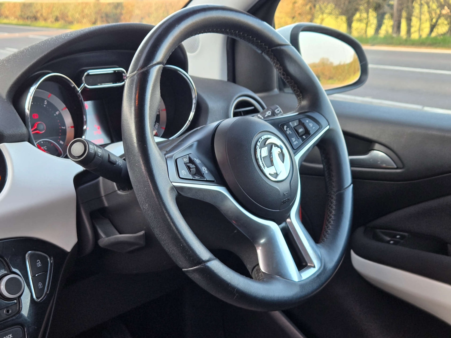 Used Vauxhall ADAM 2014 for sale - 77978800: Photo 23