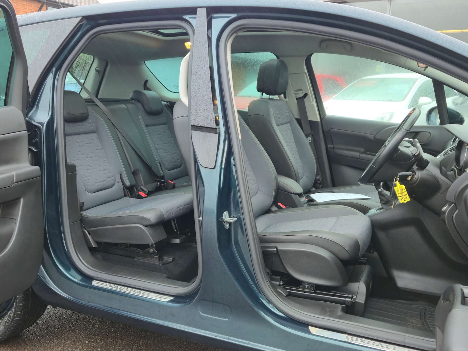 Used Vauxhall Meriva 2015 for sale - 77385492: Photo 21