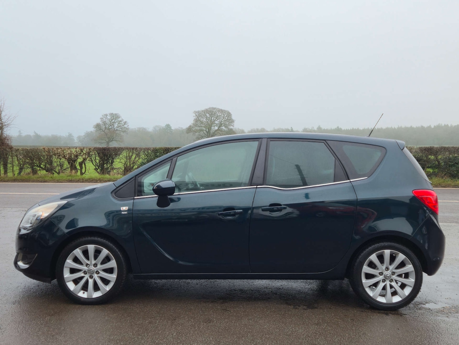 Used Vauxhall Meriva 2015 for sale - 77385492: Photo 3