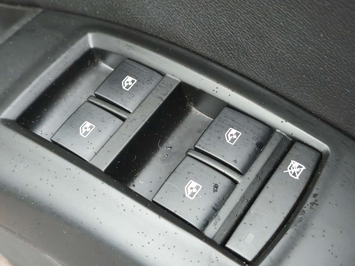 Used Vauxhall Meriva 2015 for sale - 77385492: Photo 35