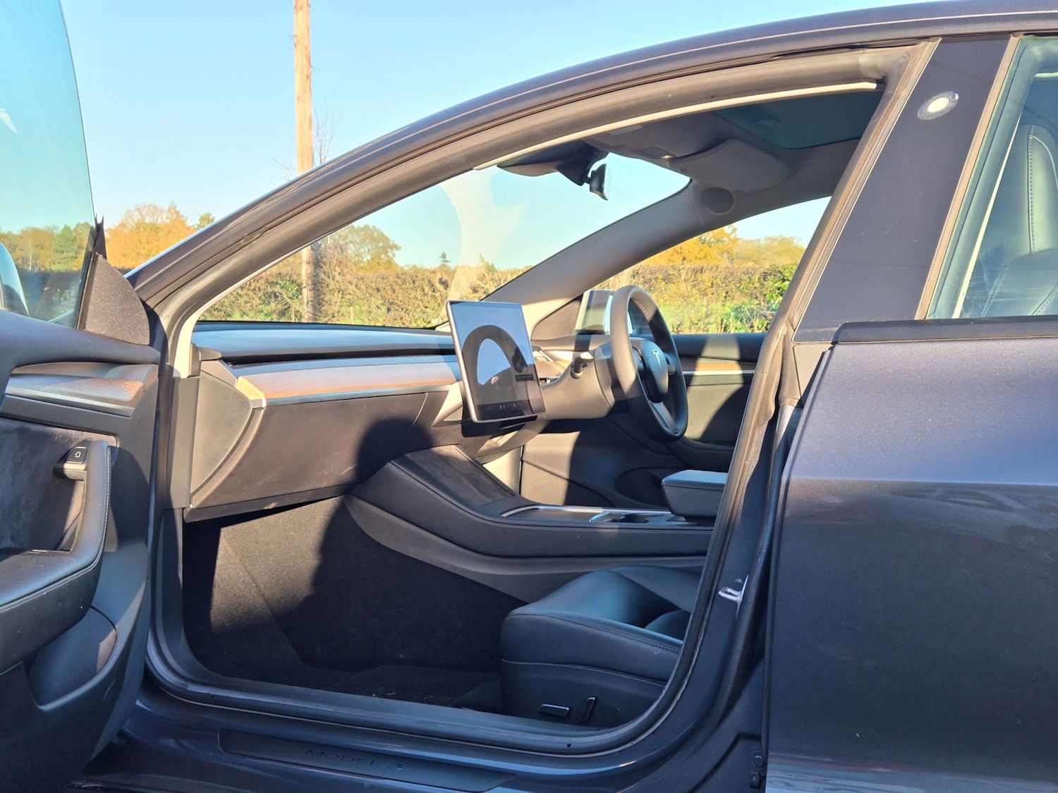 Used Tesla Model 3 2021 for sale - 76687500: Photo 28