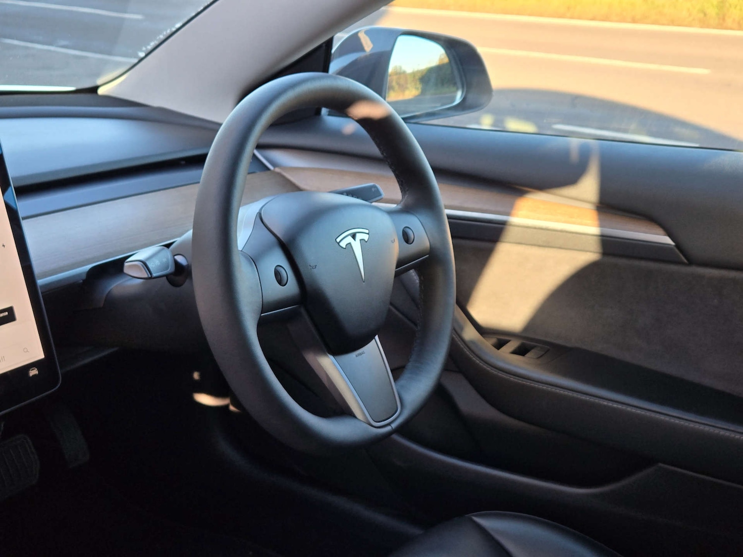 Used Tesla Model 3 2021 for sale - 76687500: Photo 29