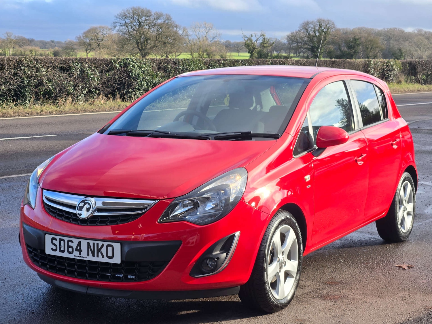 Used Vauxhall Corsa 2014 for sale - 77235333: Photo 2