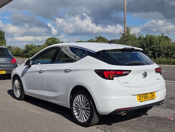 Used Vauxhall Astra 2018 for sale - 76237436: Photo