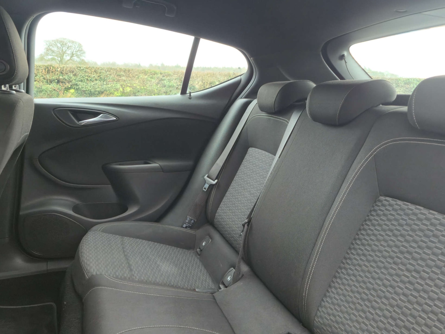 Used Vauxhall Astra 2017 for sale - 77289424: Photo 24