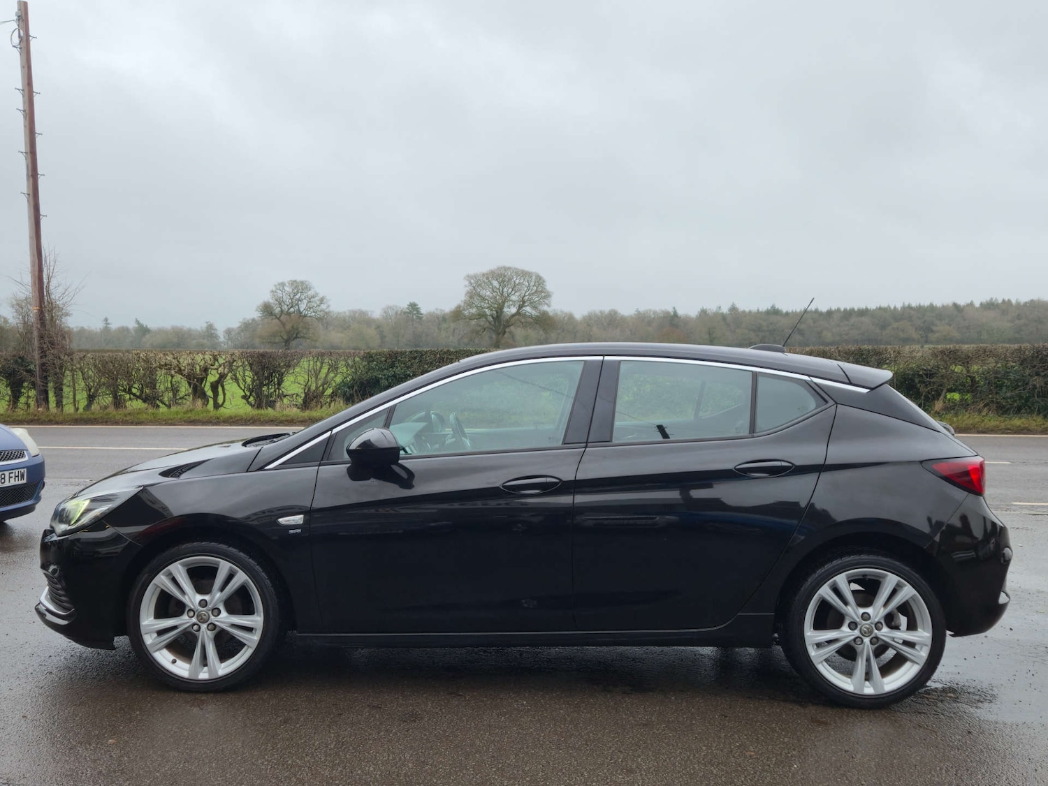 Used Vauxhall Astra 2017 for sale - 77289424: Photo 3