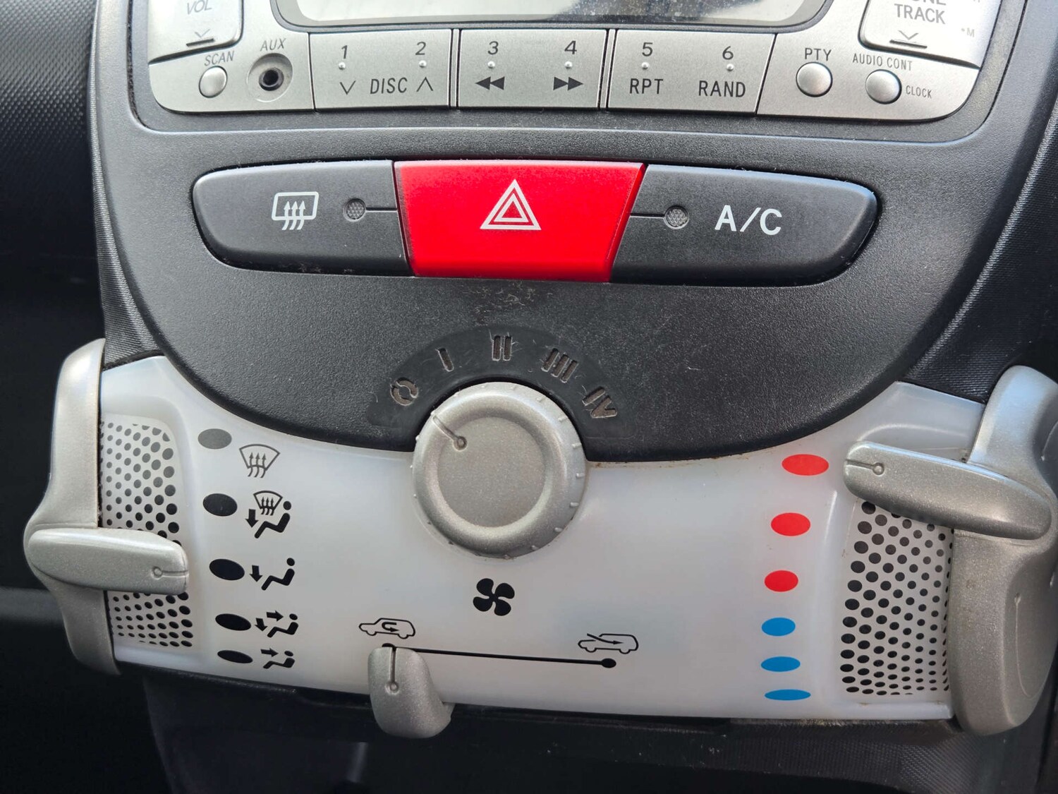 Used Citroen C1 2014 for sale - 78078295: Photo 35