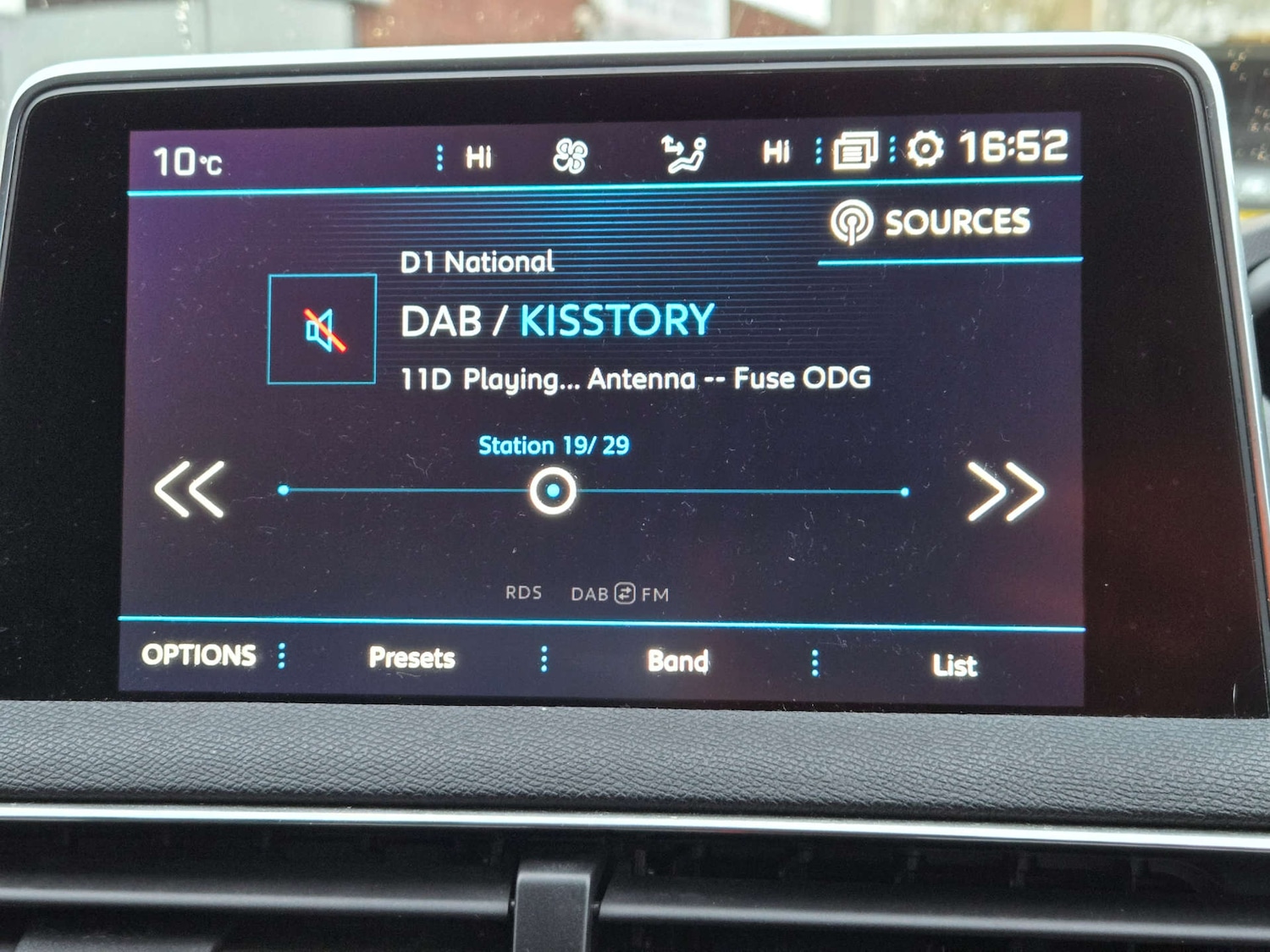 Used Peugeot 3008 2017 for sale - 77720521: Photo 37