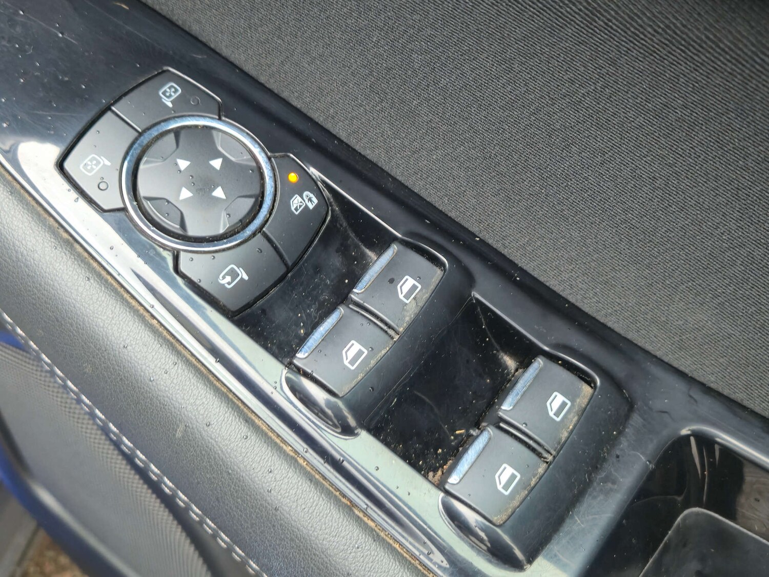 Used Ford Galaxy 2017 for sale - 77476402: Photo 24