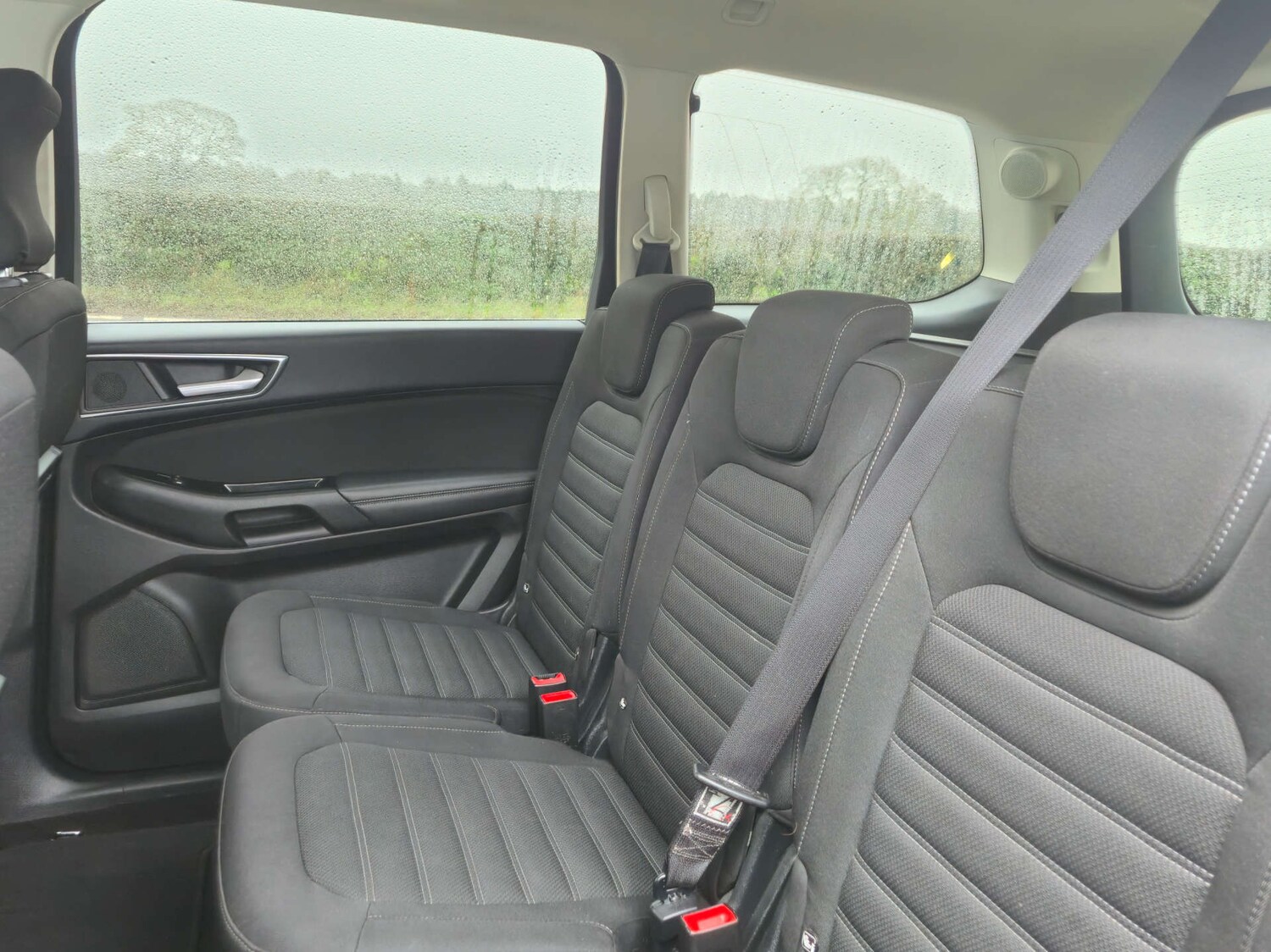 Used Ford Galaxy 2017 for sale - 77476402: Photo 28