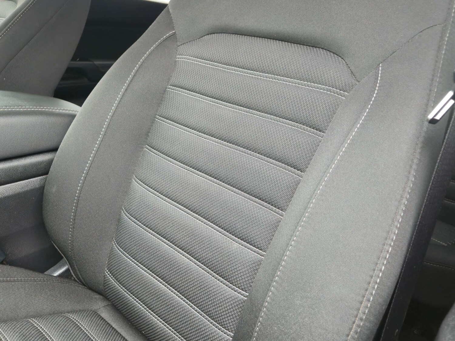 Used Ford Galaxy 2017 for sale - 77476402: Photo 33