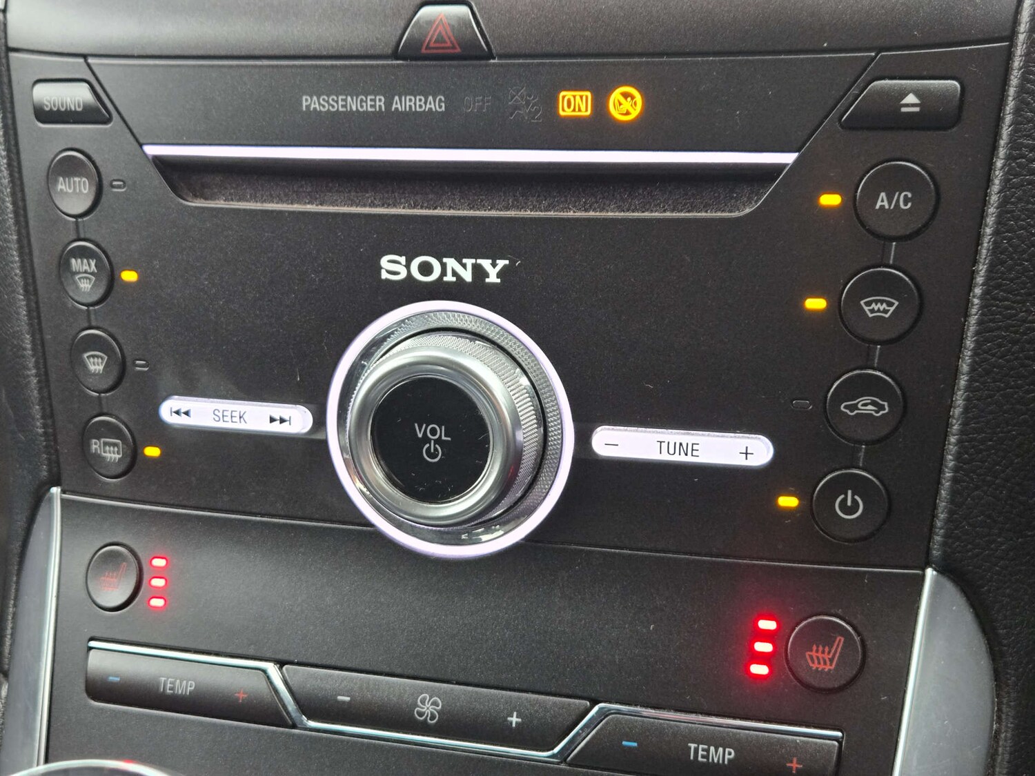 Used Ford Galaxy 2017 for sale - 77476402: Photo 38