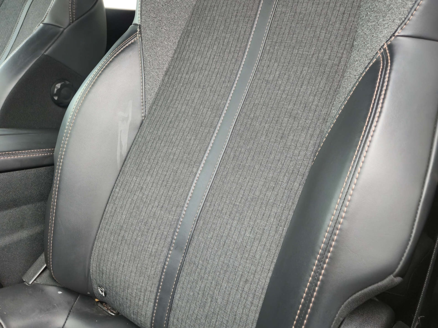 Used Peugeot 3008 2017 for sale - 77618862: Photo 30