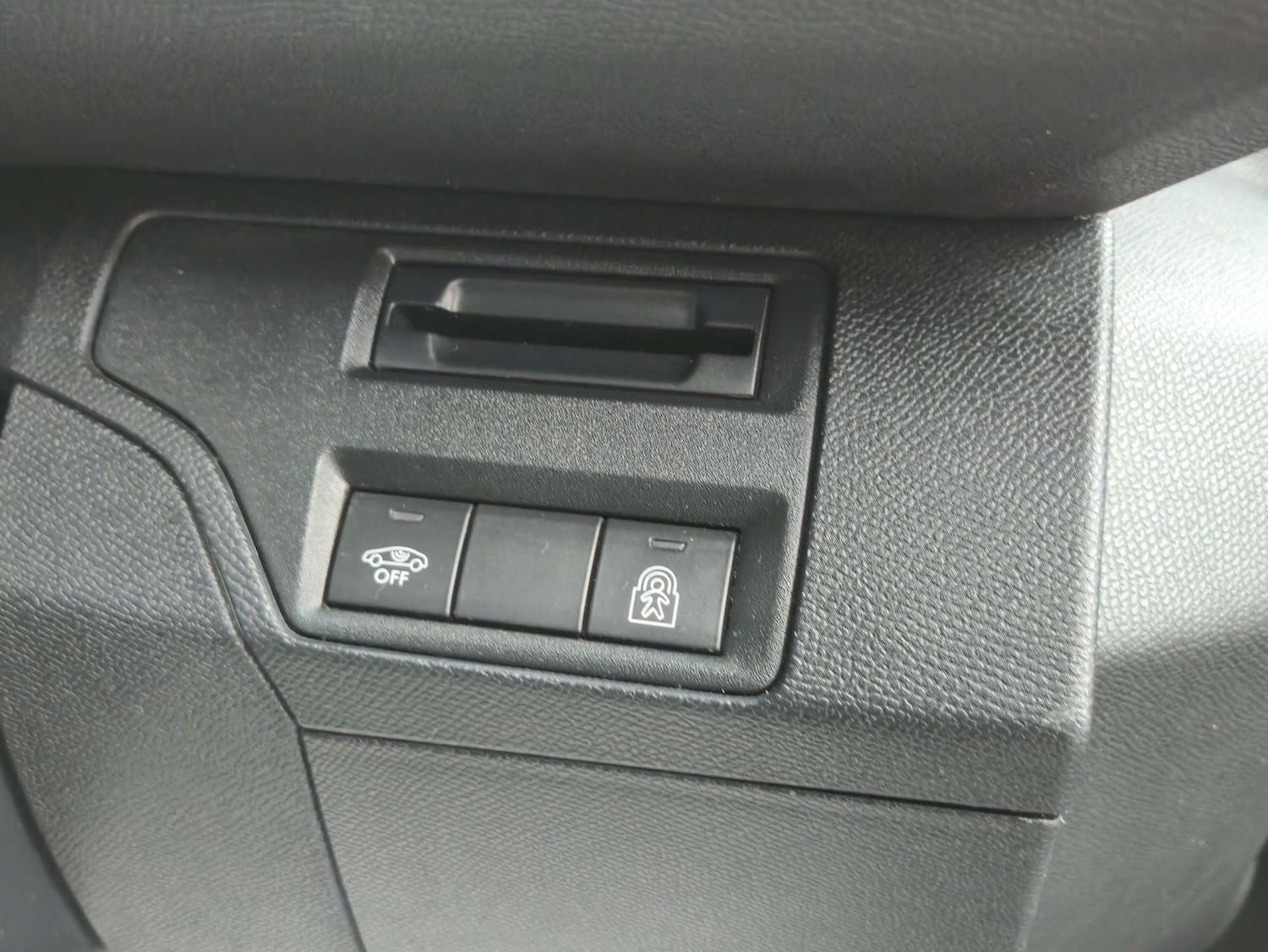 Used Peugeot 3008 2017 for sale - 77618862: Photo 39