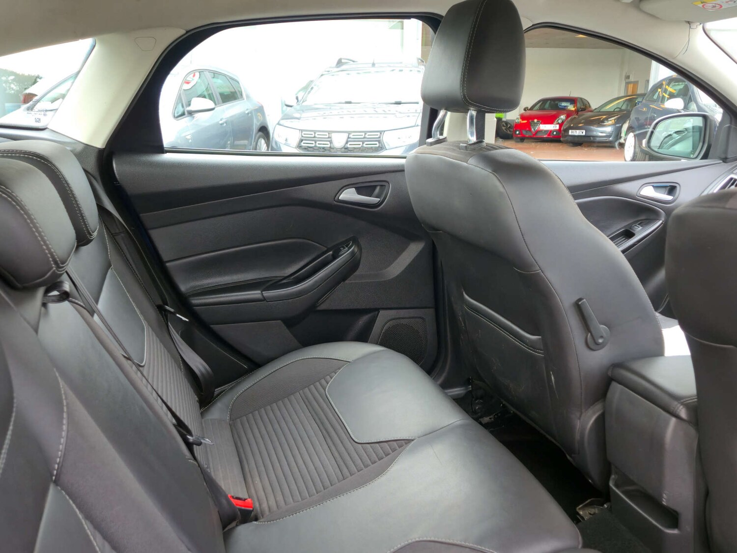 Used Ford Focus 2015 for sale - 76314258: Photo 21