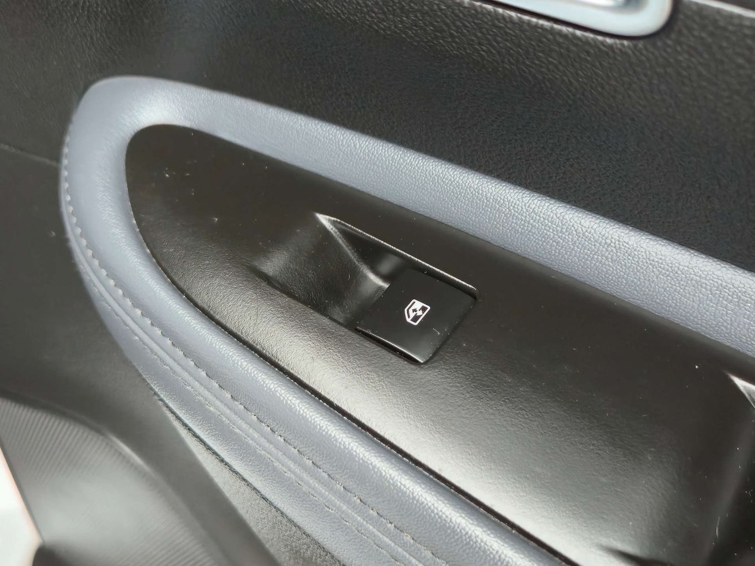 Used Vauxhall Mokka 2016 for sale - 76314256: Photo 43