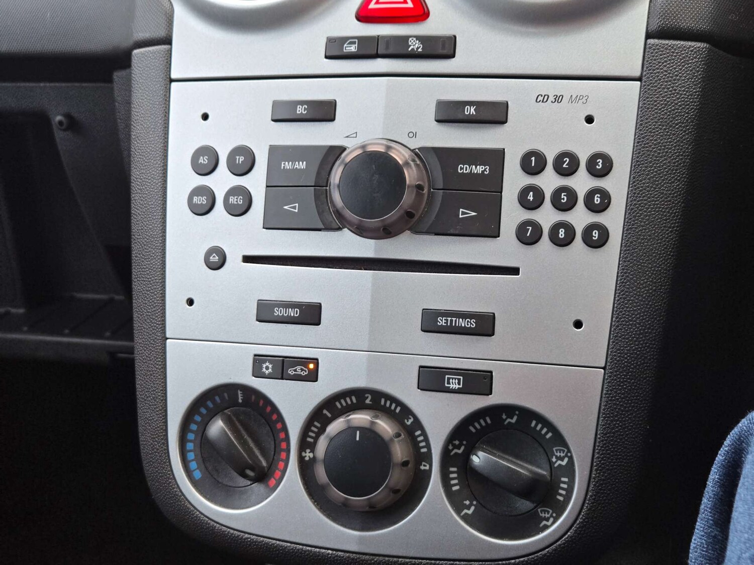 Used Vauxhall Corsa 2012 for sale - 76836431: Photo 33