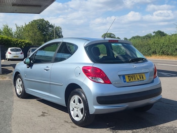 Used Peugeot 207 2011 for sale - 79210493: Photo