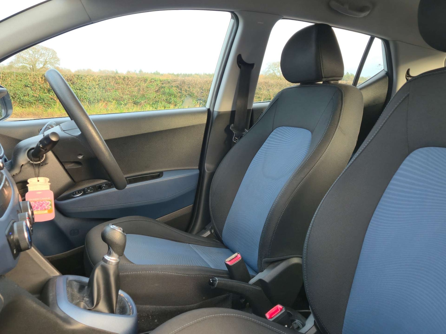 Used Hyundai i10 2016 for sale - 76888038: Photo 19