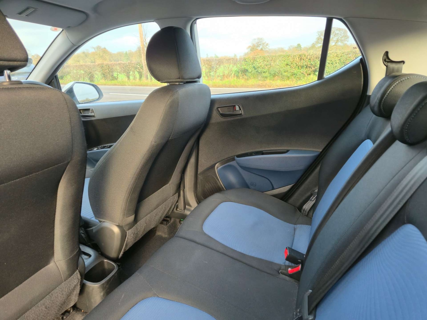 Used Hyundai i10 2016 for sale - 76888038: Photo 28