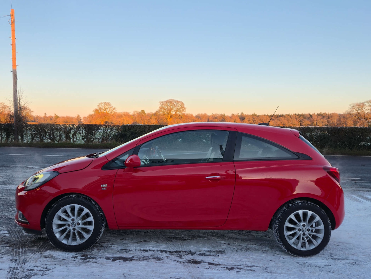 Used Vauxhall Corsa 2015 for sale - 77107174: Photo 3