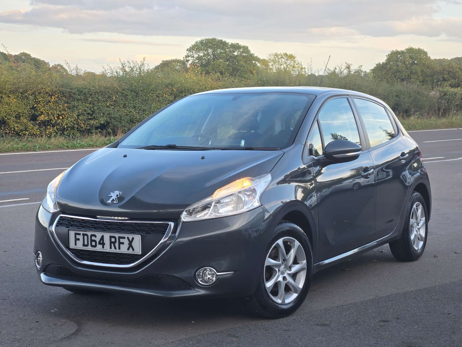 Peugeot 208