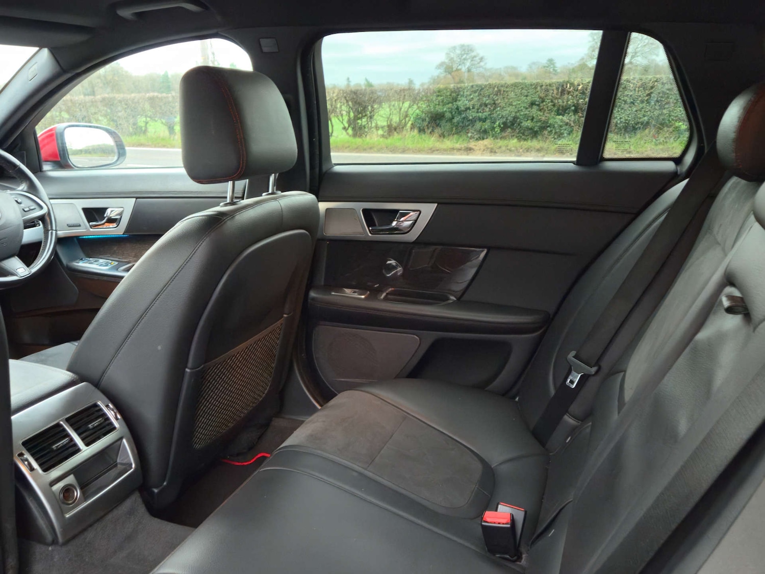 Used Jaguar XF 2015 for sale - 76941886: Photo 24