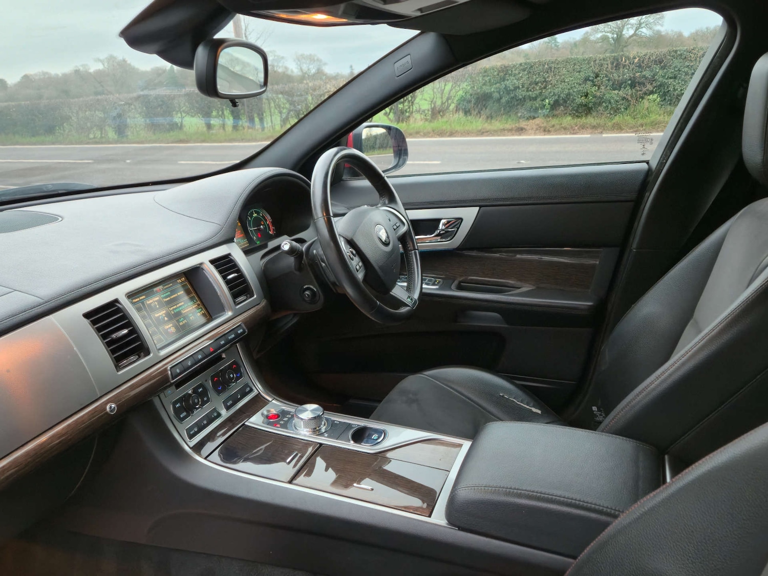 Used Jaguar XF 2015 for sale - 76941886: Photo 27