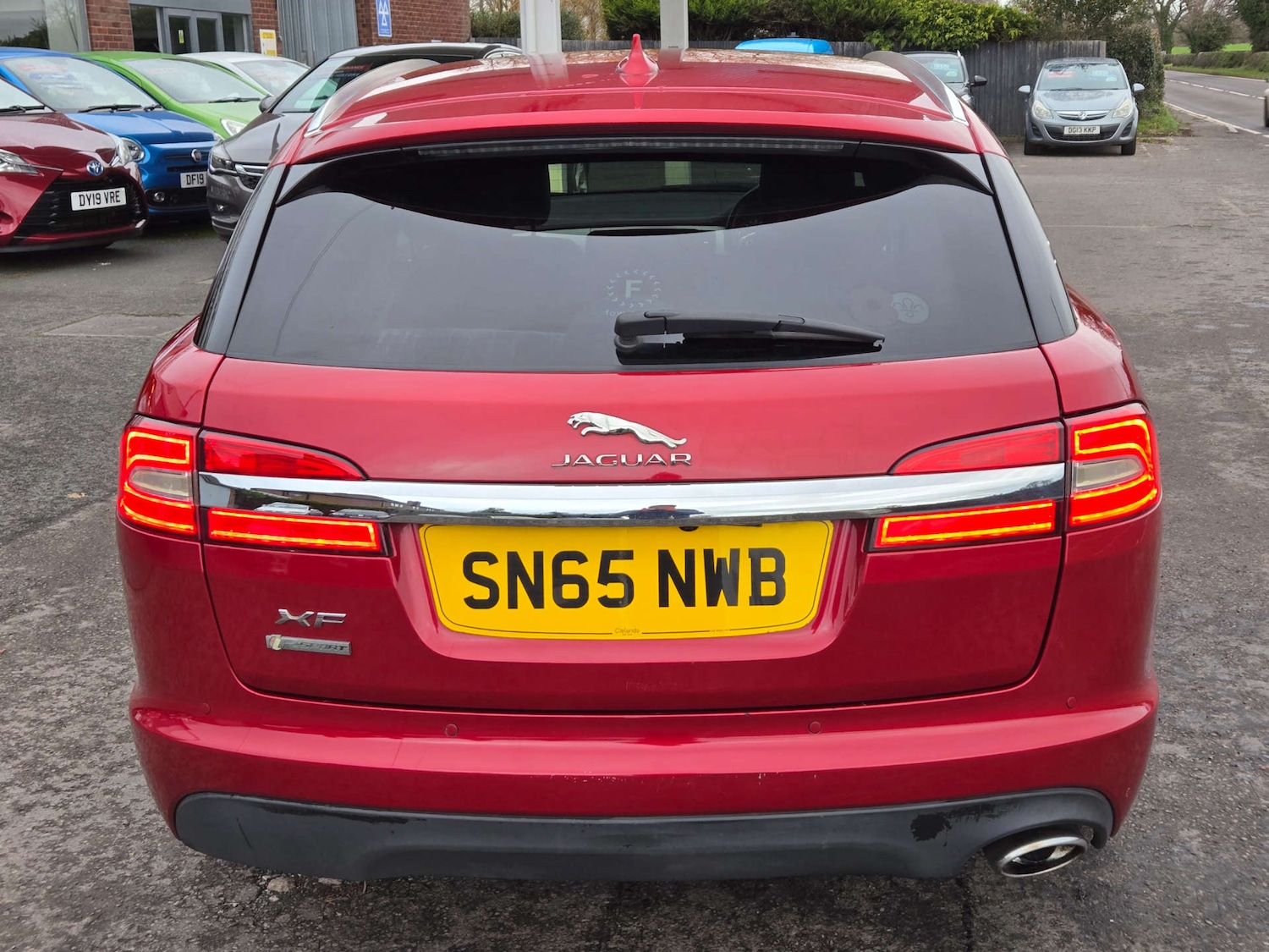 Used Jaguar XF 2015 for sale - 76941886: Photo 5