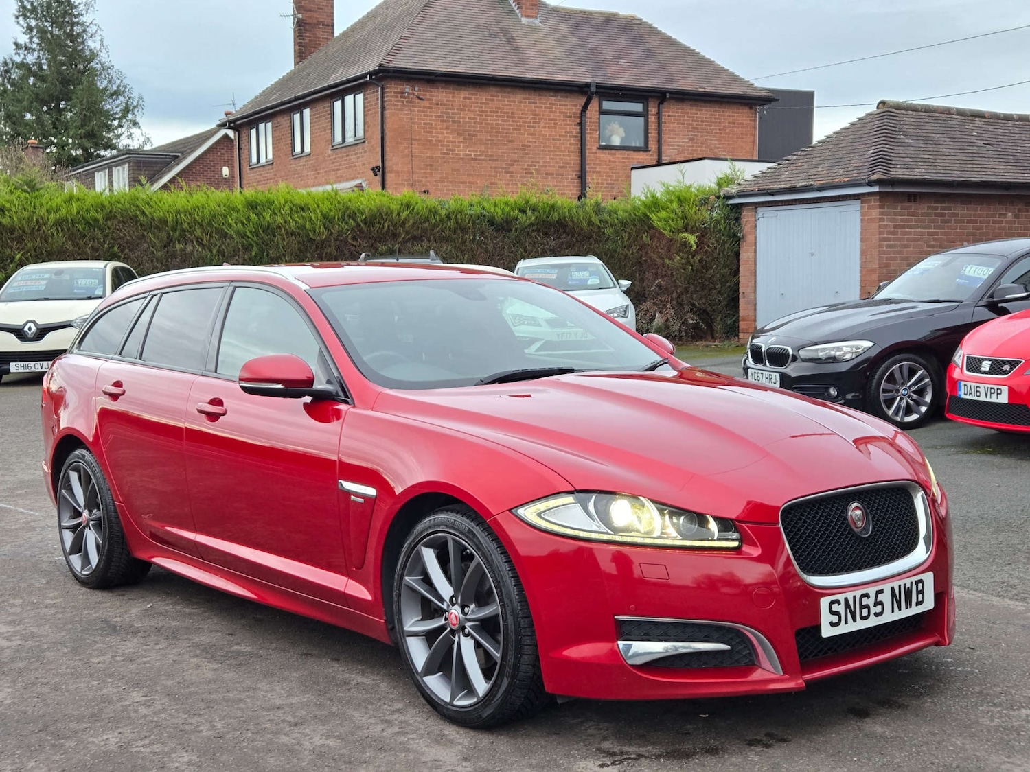 Used Jaguar XF 2015 for sale - 76941886: Photo 9