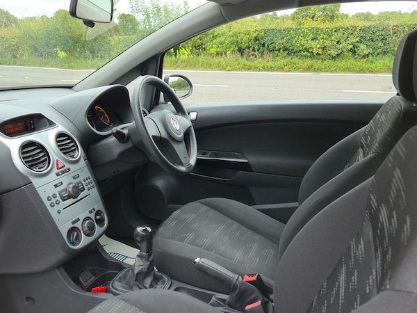Used Vauxhall Corsa 2014 for sale - 76219314: Photo 25